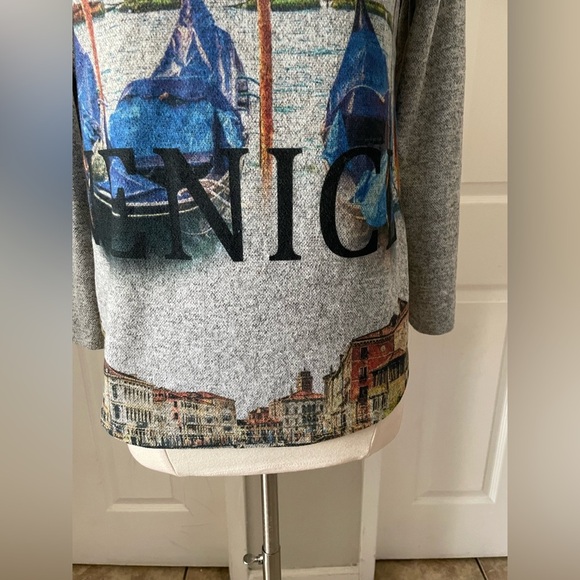 Venice Print Gray Long Sleeve Blouse - Picture 4 of 7